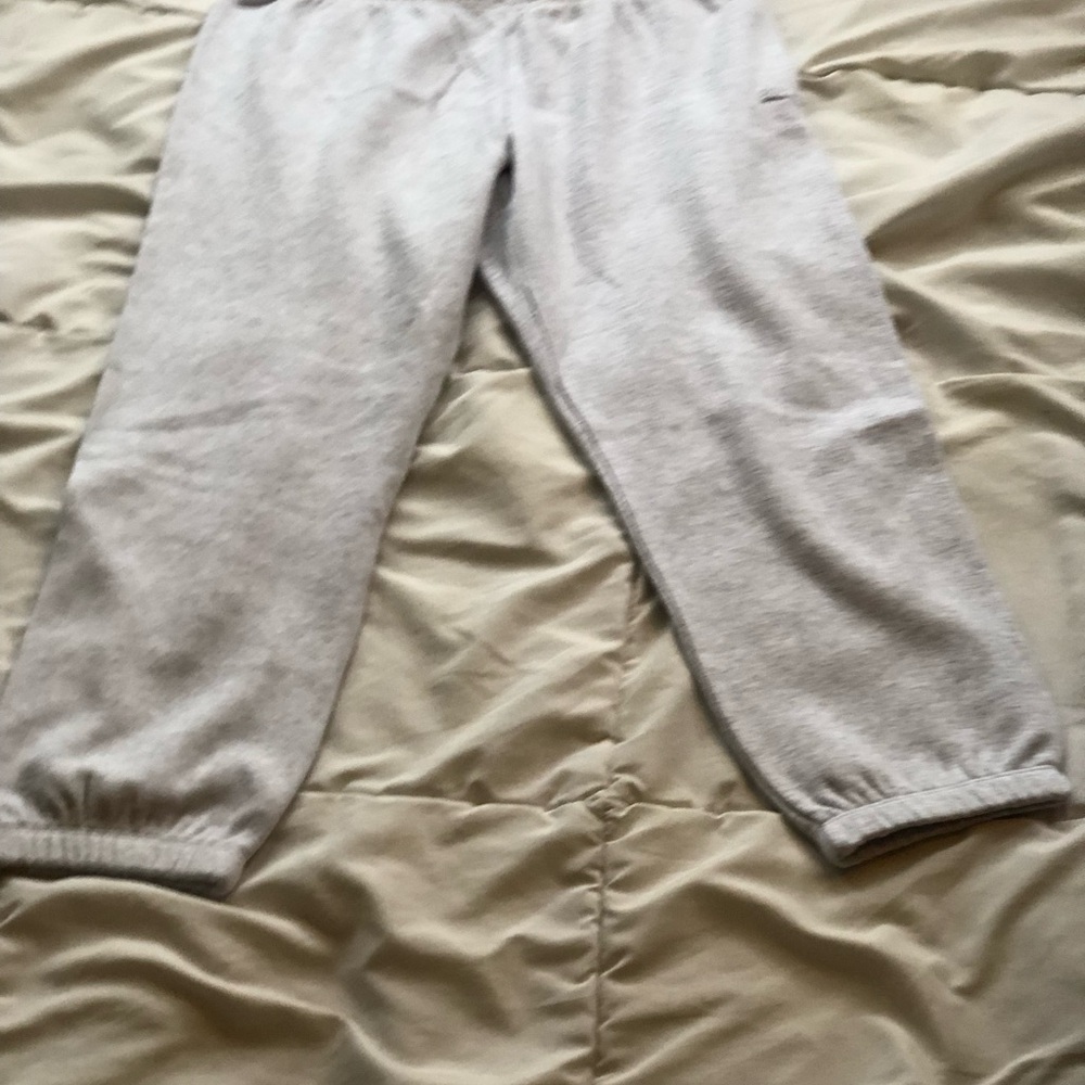 SKIMS Kids Light Grey Elastic Cuff Sweatpants